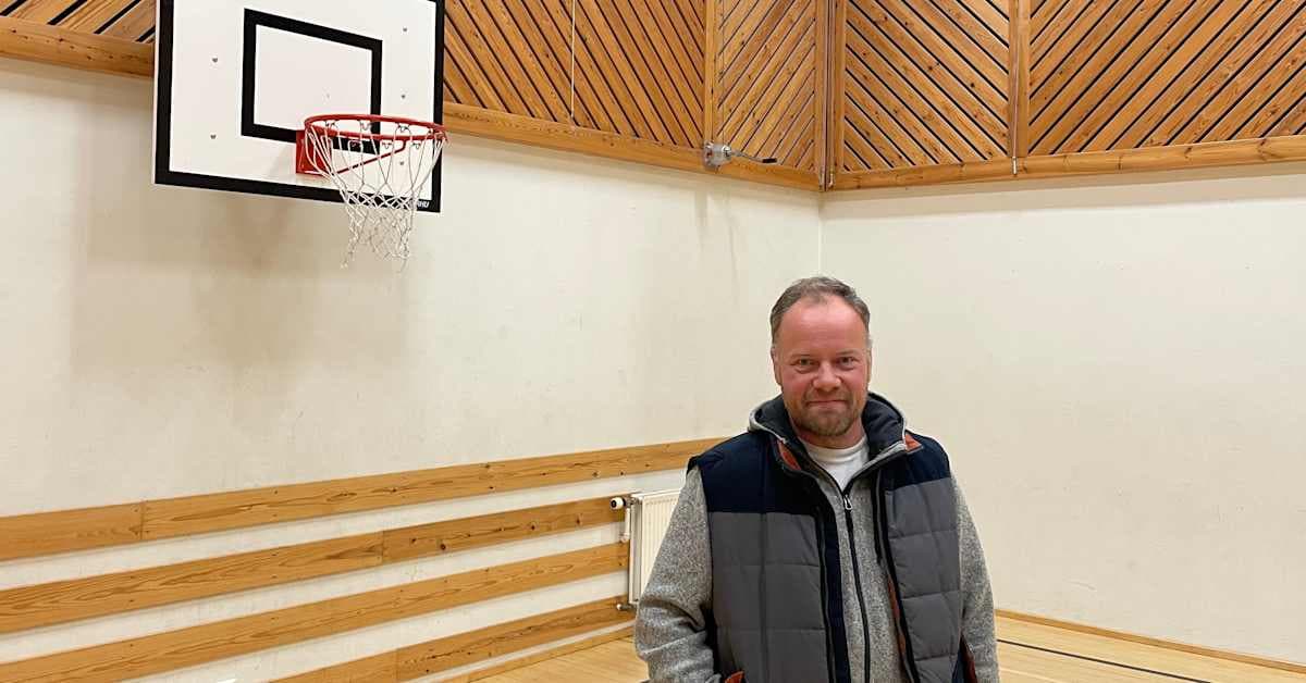 Kommunal fastighetsförvaltning: Byskolor övergår till föreningsägande