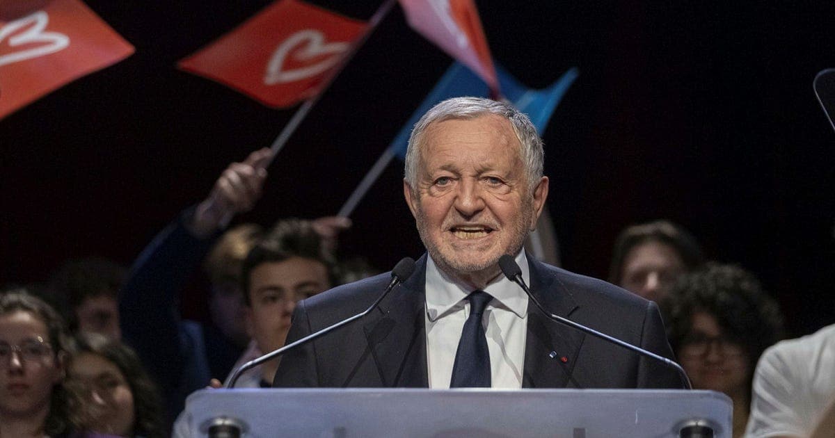 Aulas kandiderar till borgmästare i Lyon efter fotbollskarriär